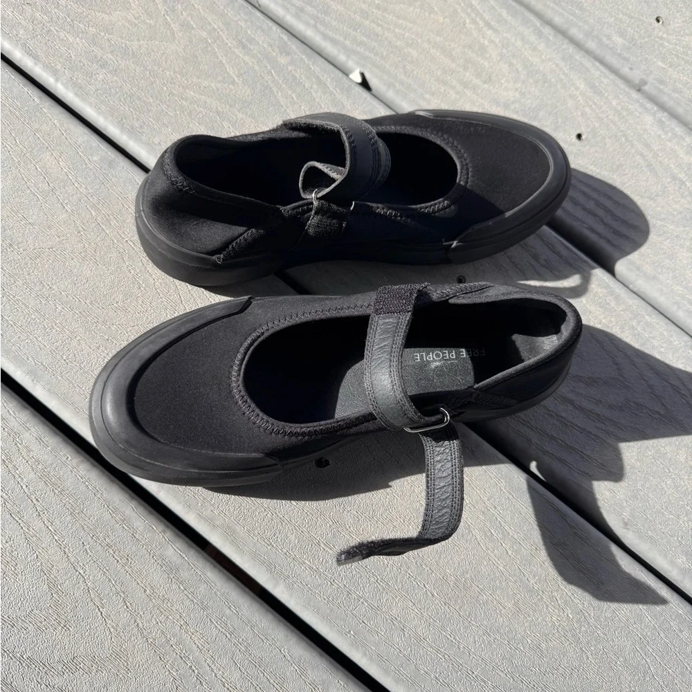 Free People Black Neoprene Mary Jane Flats Strap Comfort Shoes Size 7